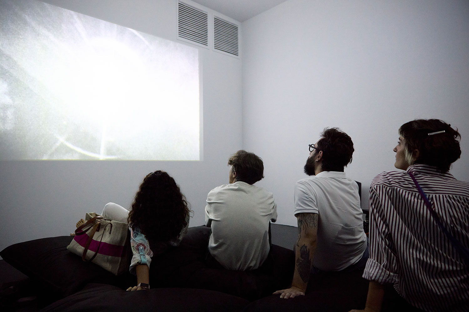Exposició a la Sala Negre, Centre Cultural Las Cigarreras, Alacant, 2025. Curada per Leti Cano. Fotografies de Pablo Gormaz

