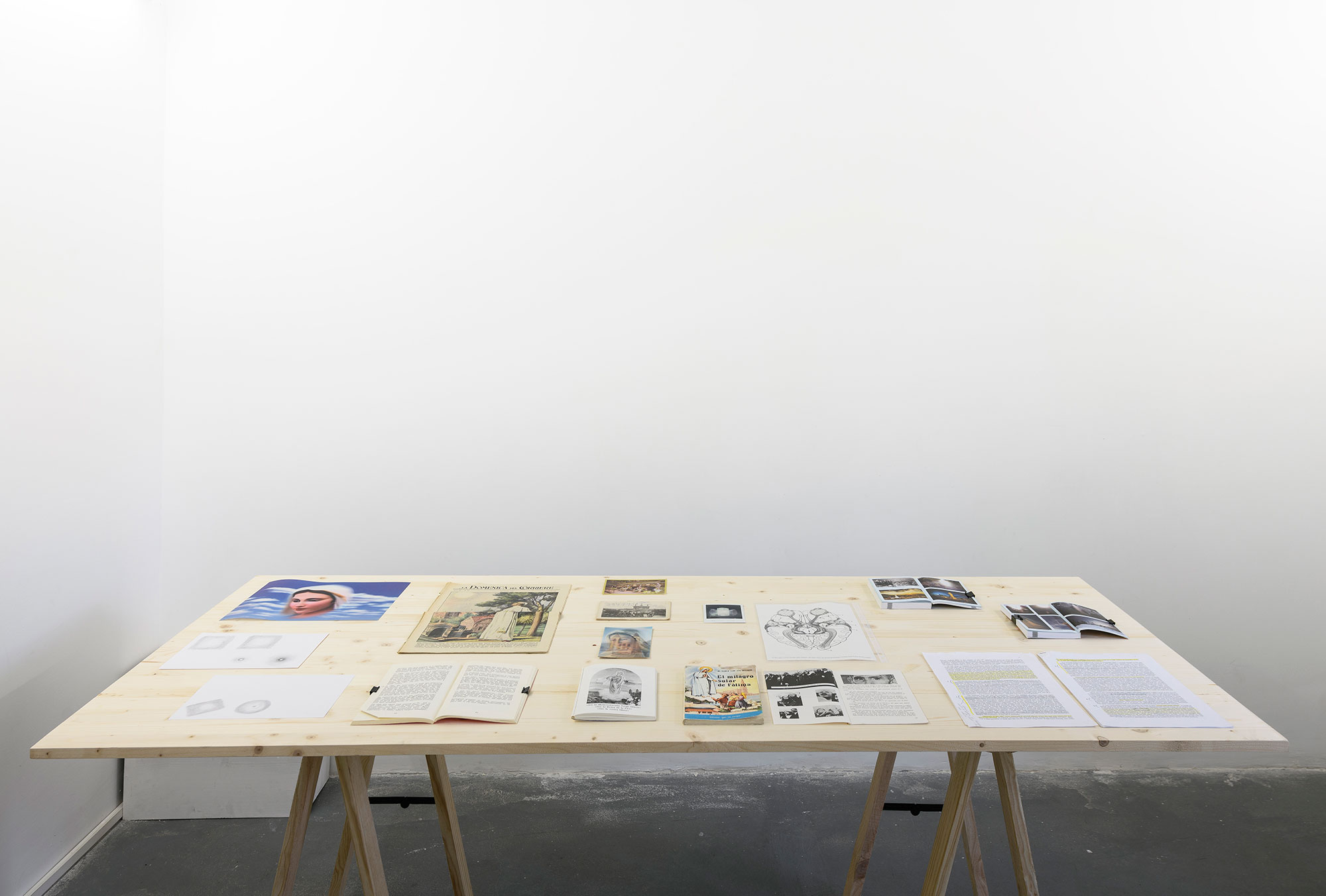 Exposició a AlbumArte, Roma, 2025. Curada per Benedetta Casini. Fotografies de Giorgio Benni